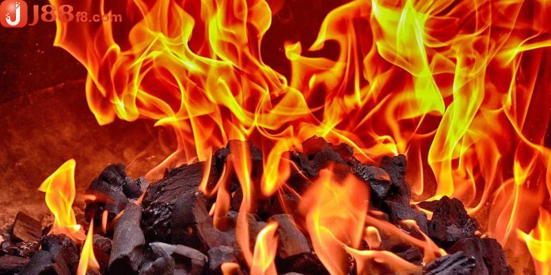 Mơ Thấy Lửa Đánh Số Gì - Bí Mật Về Những Con Số May Mắn 5 Thông điệp bí ẩn từ giấc mộng gặp lửa và con số may mắn